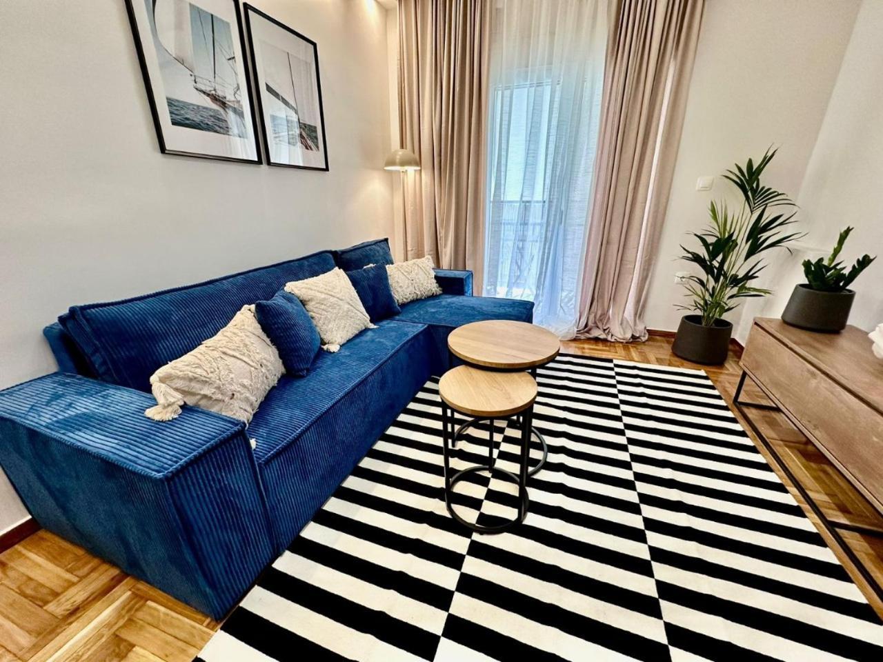 Marcus New Stylish Apt At The Heart Of Atena Exterior foto