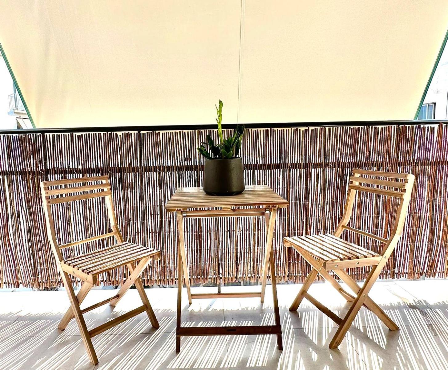 Marcus New Stylish Apt At The Heart Of Atena Exterior foto